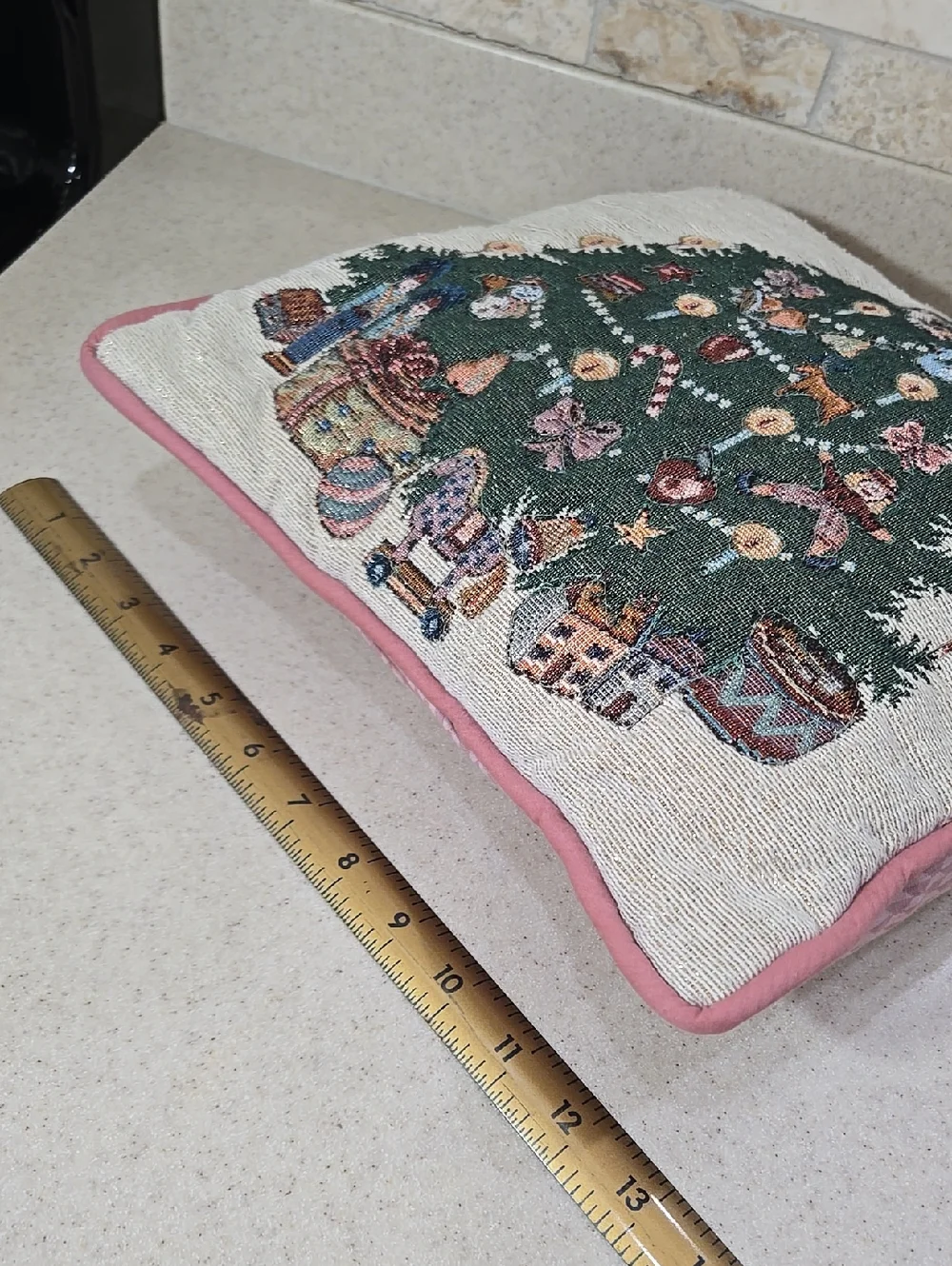 Vintage Needlepoint Style Christmas Holiday Throw Decorative Pillow